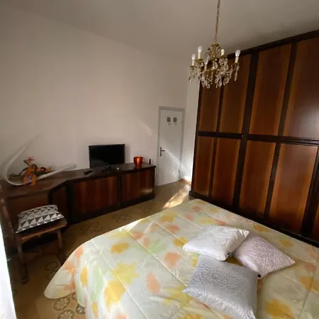 Semesterbostad Casa Ortensia *